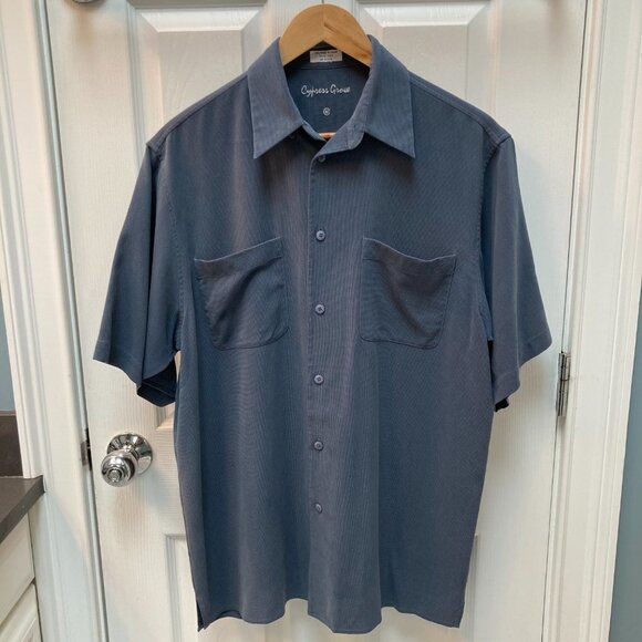 Cypress Grove 100% Silk Men's Gray Dual Pocket Short Sleeve Shirt Size Medium - Picture 1 of 5